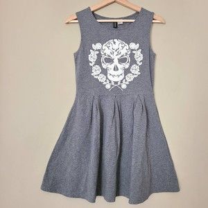 H&M Dividend Gray Skull Roses Graphic Fit & Flare Dress Size S
